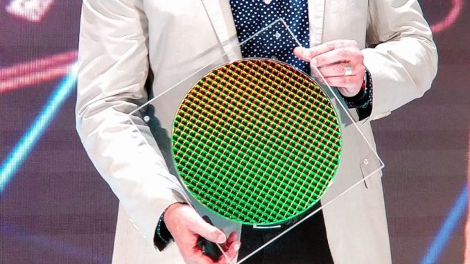 Intel Ice Lake 10nm Wafer Computex 2019