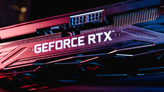 Grafikkarten Preise UVP Maerz Rot-blaue Grafikkarte mit weißem GeForce RTX-Schriftzug