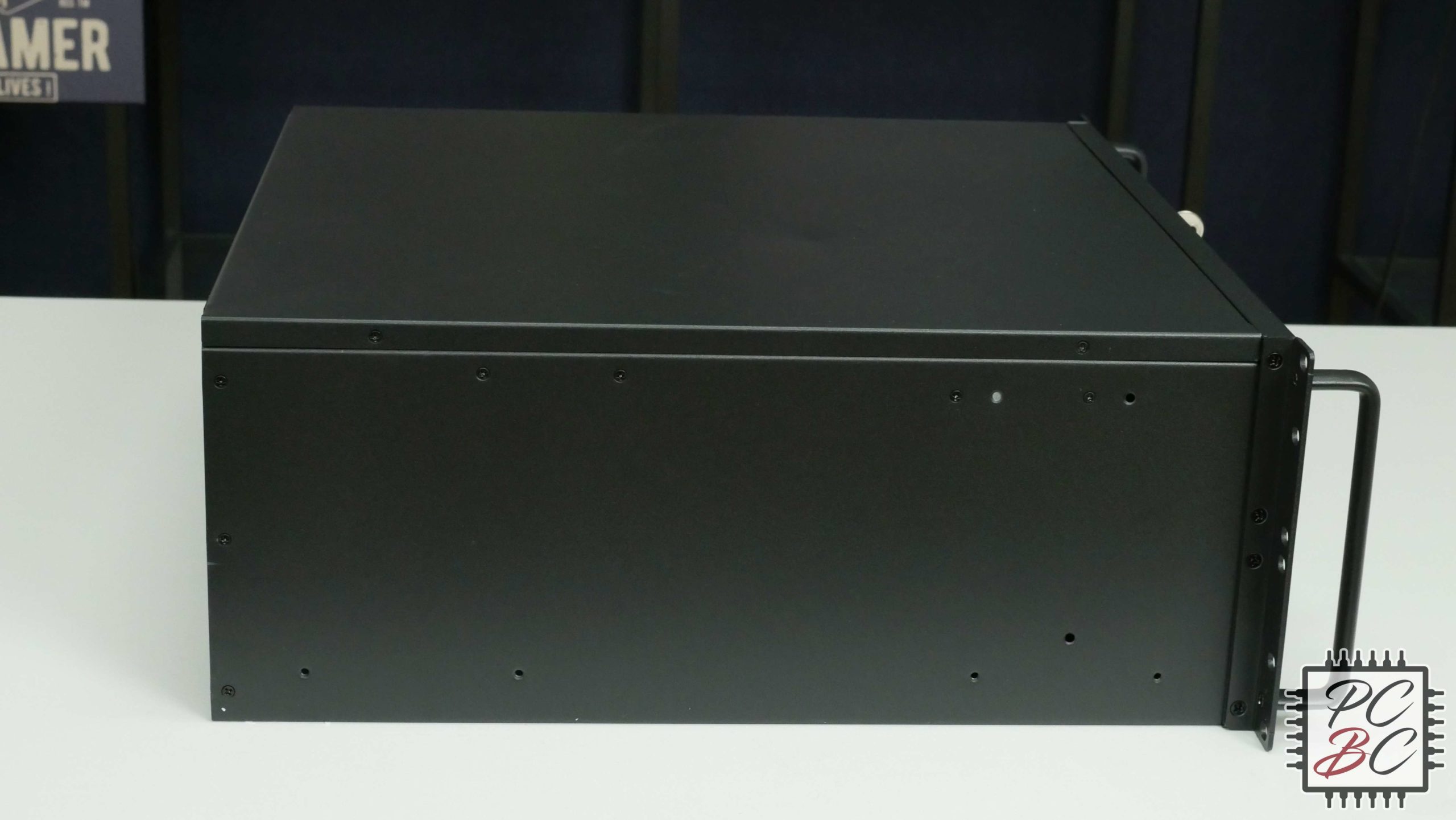 Inter-Tech 4088-S Review Test Seitenteil