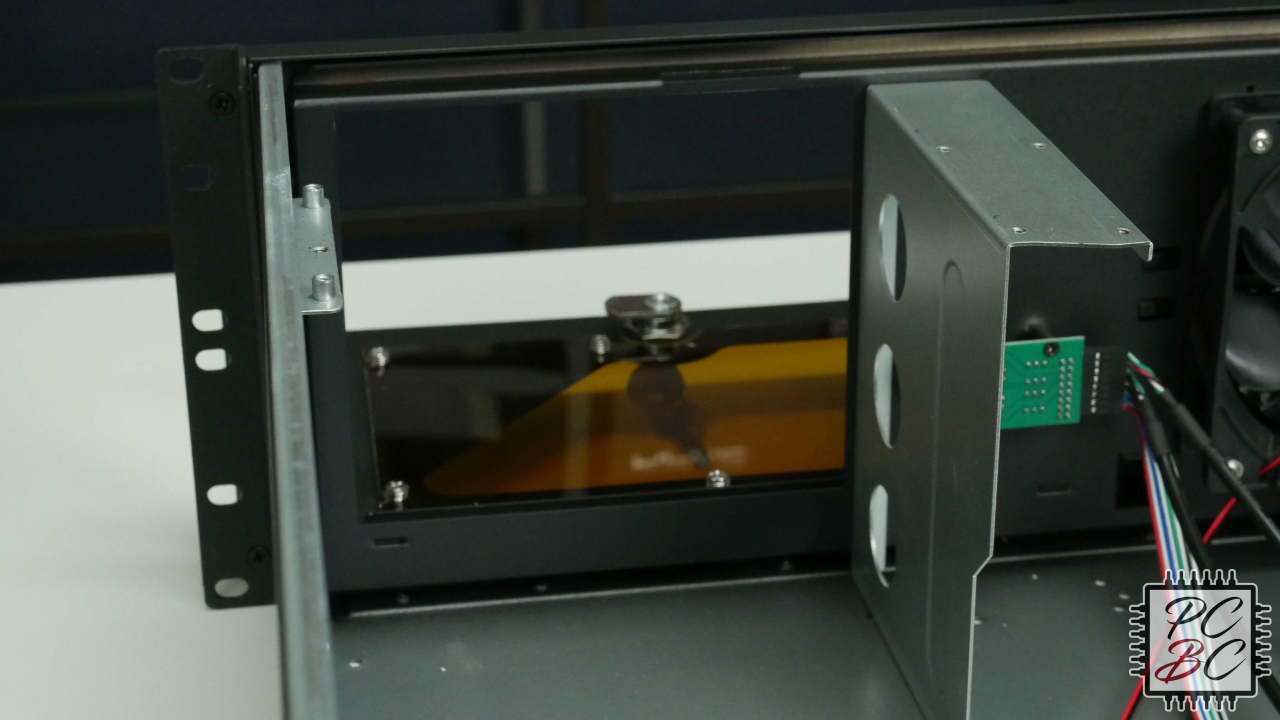 Inter-Tech 4088-S Review Test offene Klappe